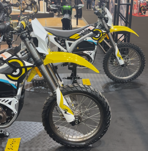 SURRON STORM BEE 18 21 CST ROAD TYRES | Surron Worldwide Distribution