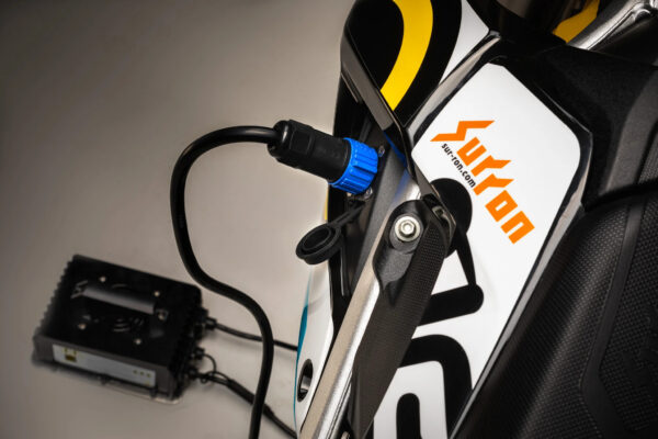 SURRON STORM BEE BATTERY CHARGER | Surron Worldwide Distribution